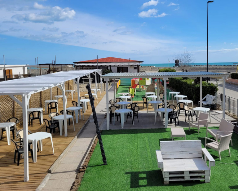 media.Slide_SnakLunch_1Hotel_David_LidoDiSavio