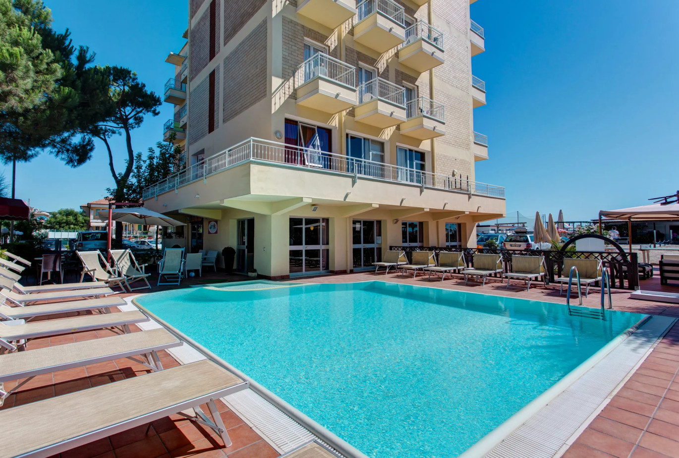 media.Slide_Piscina_2Hotel_David_LidoDiSavio